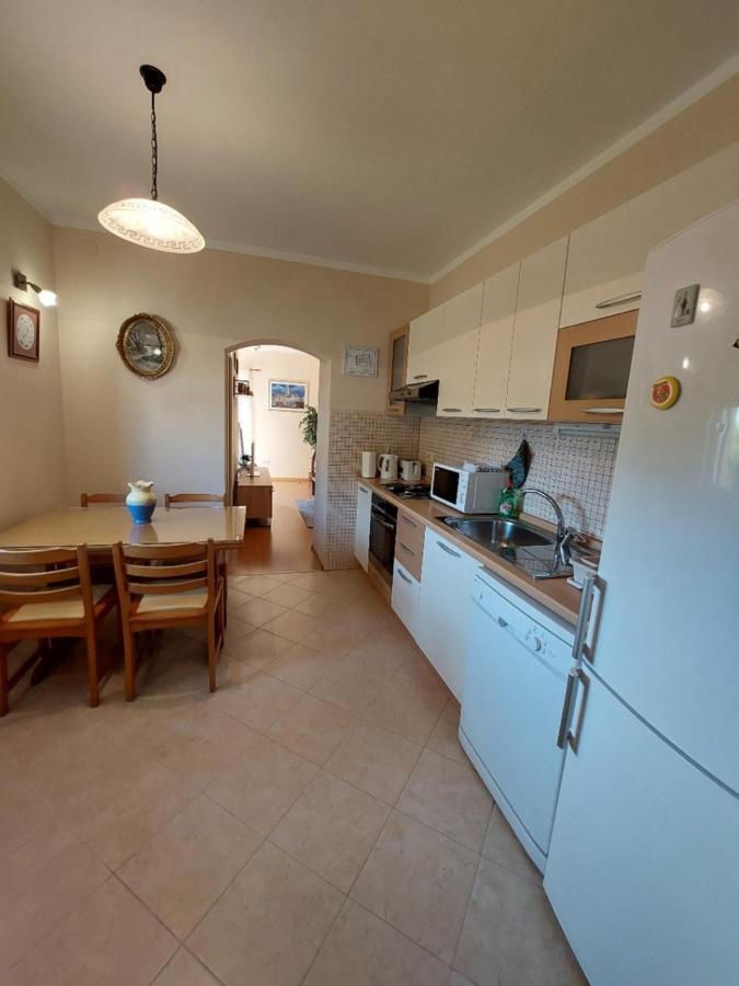 Apartments Maris Vranjic Luaran gambar