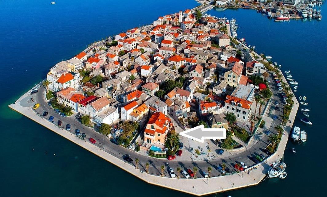 Apartments Maris Vranjic Luaran gambar