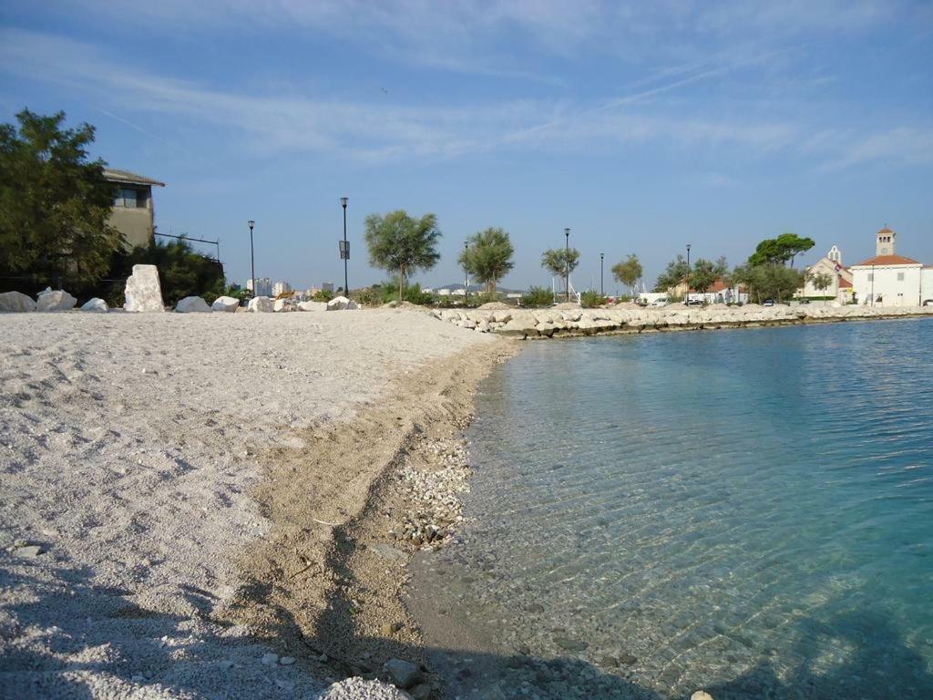 Apartments Maris Vranjic Luaran gambar